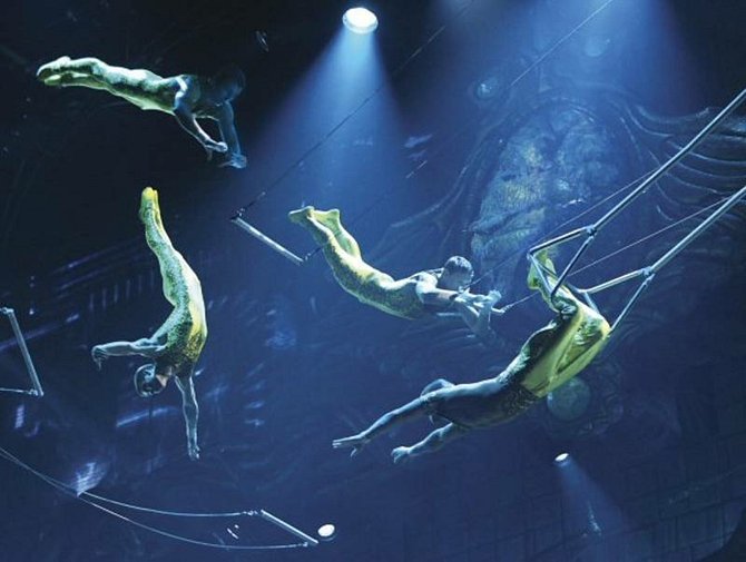 Vystoupení skupiny Cirque du Soleil