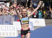 Eva Vrabcová-Nývltová splnila na Pražském maratonu olympijský limit.