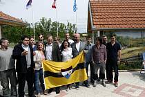 V samozvaném státu Liberland na pomezí Chorvatska a Srbska, který založil Čech Vít Jedlička, chce žít takřka 10.000 Syřanů.