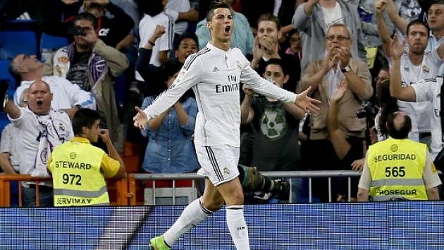 Cristiano Ronaldo a jeho radost z jednoho z gólů do sítě Elche