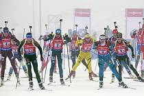 Start biatlonové štafety žen na SP v Oberhofu