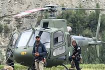 Pákistánští záchranáři čekají na možnost vyproštění dvou českých horolezců a Pákistánce, kteří uvázli 12. září 2021 při sestupu z hory Rakapoši v Pákistánu