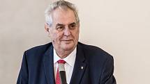 Prezident republiky Miloš Zeman přijel ke krajskému úřadu