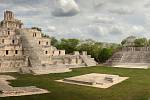 Chichén Itzá, starobylé ruiny mayského města na poloostrově Yucatán.