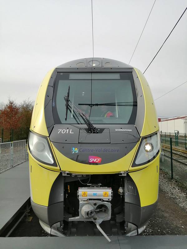 Mezi regionem Centre-Val de Loire a Paříží ve Francii budou jezdit nové dvoupodlažní soupravy Omneo Premium. Karoserie mají z České Lípy.