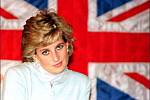 Princezna lidských srdcí. Dianu milovali nejen Britové. V době svého života byla nejoblíbenějším členem britské královské rodiny a její popularita silně převyšovala slávu prince Charlese.