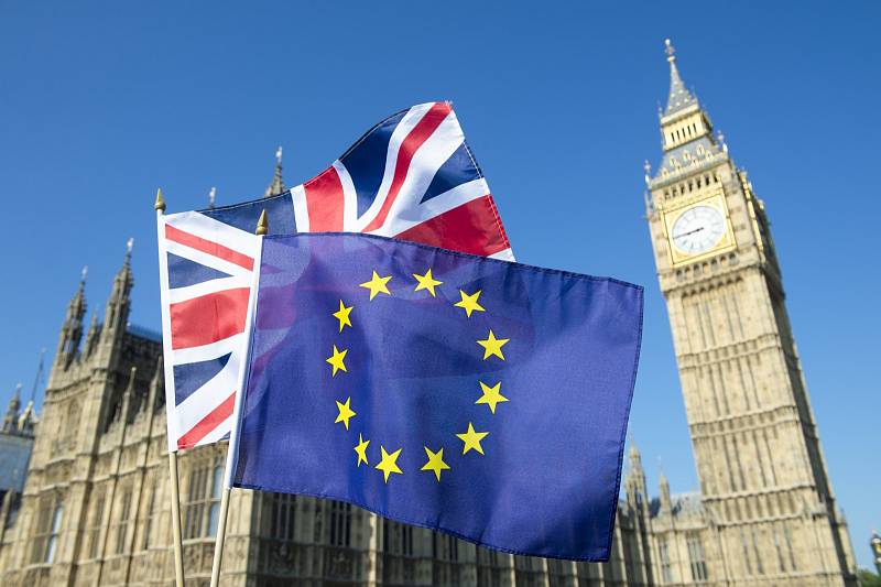 Od 1. ledna 2021 platí provizorně nový smluvní vztah mezi Evropskou unií a Velkou Británií.
