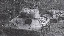 Sovětské tanky během kyjevské ofenzivy v listopadu 1943