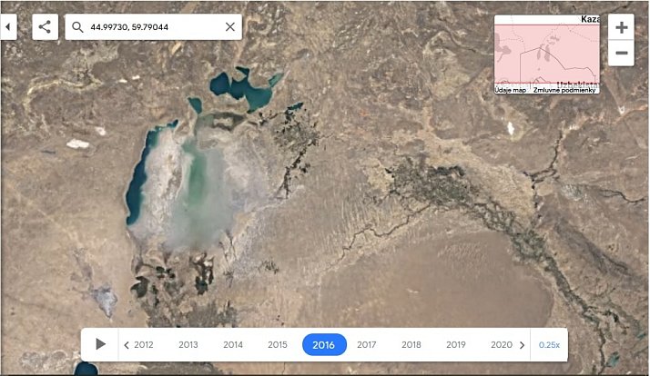 Nová aplikace Google Earth Timelapse umožňuje vidět proměnu planety v posledních čtyřiceti letech. Na snímku postupné vysoušení jezera Aral, rok 2016.