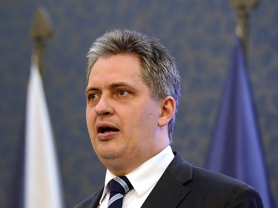 Šéf vládní legislativy Jiří Dienstbier. 