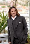 Johnny Depp na letošním filmovém festivalu v Cannes. Slavnostně zde uvedl film Jeanne du Barry. Zahrál si v něm francouzského krále Ludvíka XV.