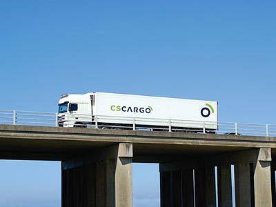 Největší česká dopravní a logistická skupina CS Cargo dál posiluje. V úterý oznámila, že koupí stoprocentní podíl ve společnosti CS Expres