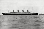 Slavný Titanic. Jeho vrak objevil v roce 1985 oceánograf Robert Ballard.