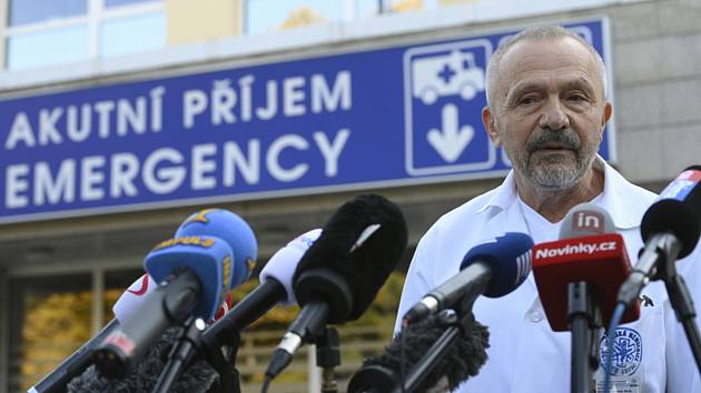 Ošetřující lékař prezidenta Miloše Zemana Miroslav Zavoral poskytl 10. října 2021 komentář médiím ke zdravotnímu stavu hlavy státu.