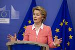 Předsedkyně Evropské komise Ursula von der Leyenová na zasedání EK v Bruselu 4. března 2020