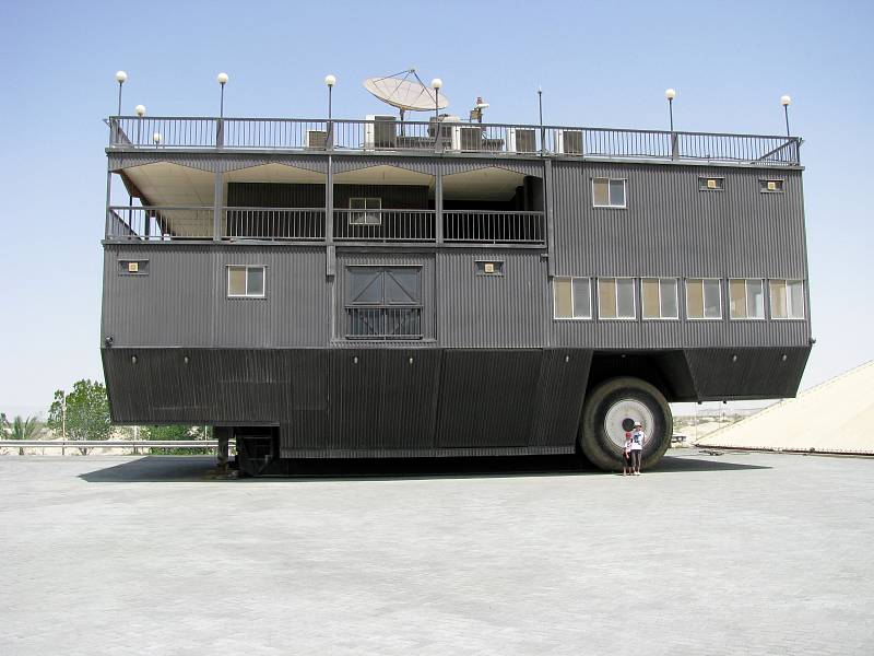 Toto je největší dvoukolový karavan na světě. Najdete ho v automobilovém muzeu v Abú Zabí.