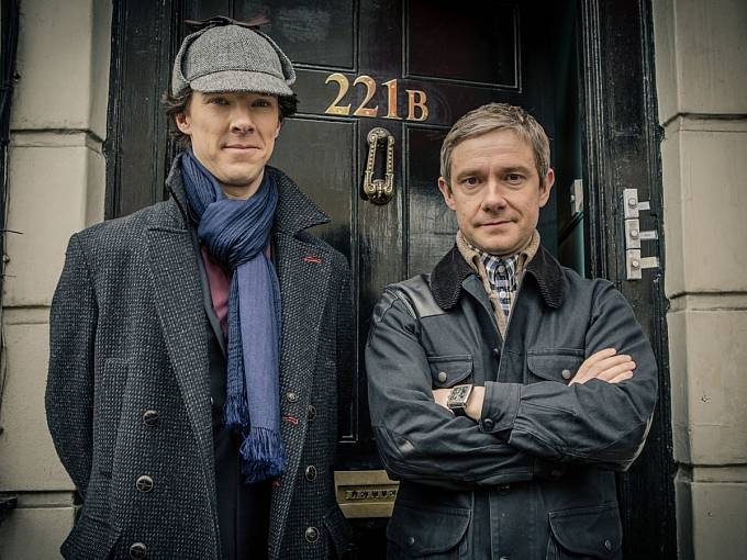Představitel nejnovějšího filmového Sherlocka Holmese Benedict Cumberbatch a Martin Freeman jako John Watson.