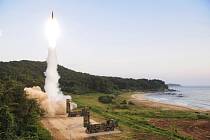 Severní Korea a testy jejích raket.