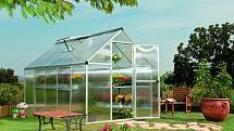 Ideálním obdobím ke stavbě skleníku je podle zahradníků babí léto.