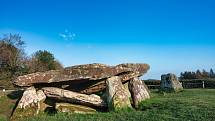 Vědci zkoumají Artušův kámen v hrabství Herefordshire.