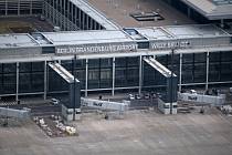 Letiště Berlín Braniborsko stále zeje prázdnotou
