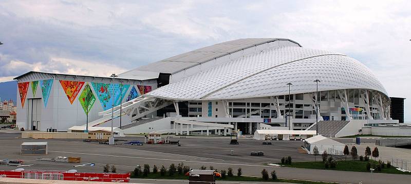 Olympijský stadion Fišt (Soči, 47 659 diváků). Jak už název napovídá, aréna byla postavena pro olympijské hry, které se v Rusku konaly před čtyřmi lety. Její jméno bylo inspirováno kavkazskou horou Fišt a její design má připomínat zasněžený vrcholek.