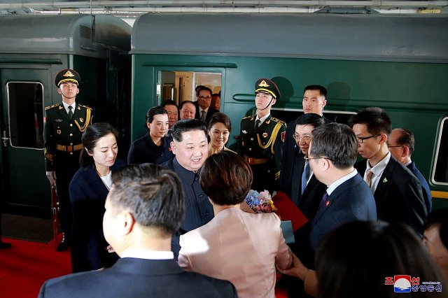 Vůdce Kim-Čong-il přijel do Číny.