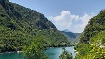 Roadtrip na Balkán: Řeka Neretva kousek od Mostaru