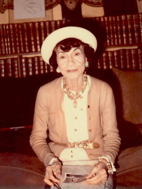Módní návrhářka Coco Chanel v roce 1970
