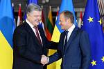 Ukrajinský prezident Petro Porošenko a předseda Evropské rady Donald Tusk