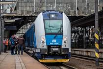 Ve středu 27. ledna vyjela na rychlíkovou linku Brno-Česká Třebová-Praha první nová vlaková jednotka InterPanter. Snímek je z pražského Hlavního nádraží. 