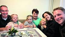 Tamara Klusová vychovává se svým mužem Tomášem tři děti