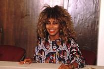 Tina Turner nazpívala mnoho hitů. Její drsný hlas ladil s R&B, funkem, rockem i popem