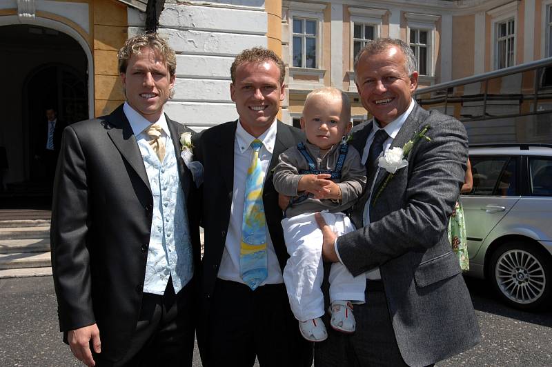 Klan Ličků. Marcel (uprostřed) s bratrem a otcem