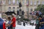 Bouřka s přívalovým deštěm v Praze