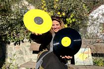 Aneta Langerová vydává Dvě slunce na vinylu
