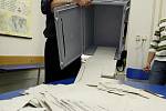 Úderem čtrnácté hodiny se v sobotu 29. května 2010 uzavřely volební místnosti v celé České republice a nastalo sčítání hlasů.