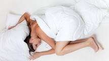 Podle odborníků platí stále za optimální dobu spánku osm a půl hodiny