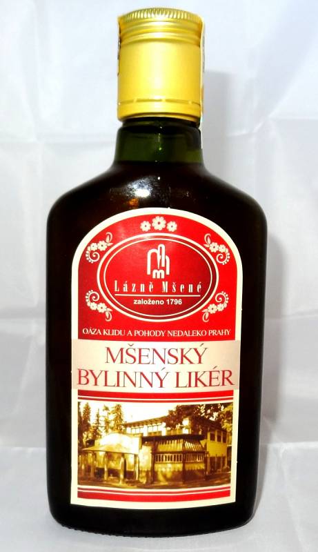 Mšenský bylinný likér - Likér Lázní Mšené je sladkohořké chuti, jehož základ a výjimečnost tvoří ovocný destilát a jedinečná skladba bylin.