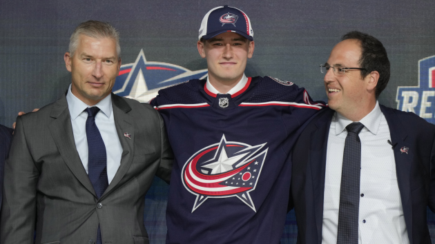 David Jiříček je šestka letošního draftu NHL. V prvním kole si jej vybral Columbus, kde už působí český útočník Jakub Voráček.