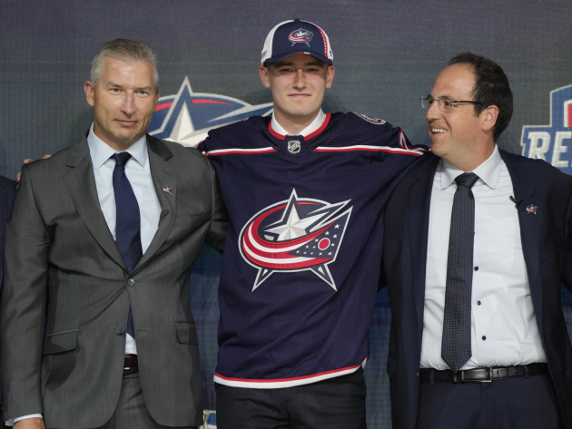 David Jiříček je šestka letošního draftu NHL. V prvním kole si jej vybral Columbus.