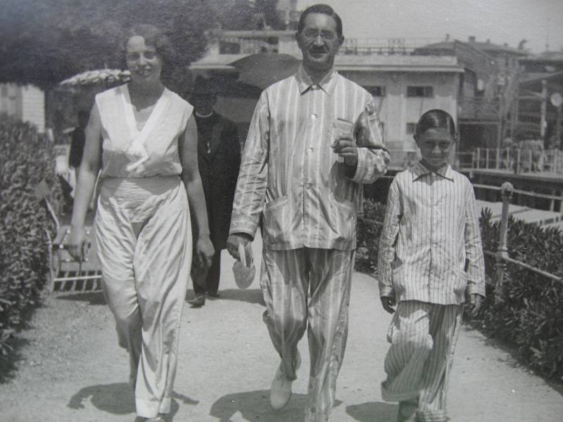 Felix Kolmer s rodiči v Opatiji, 1931.