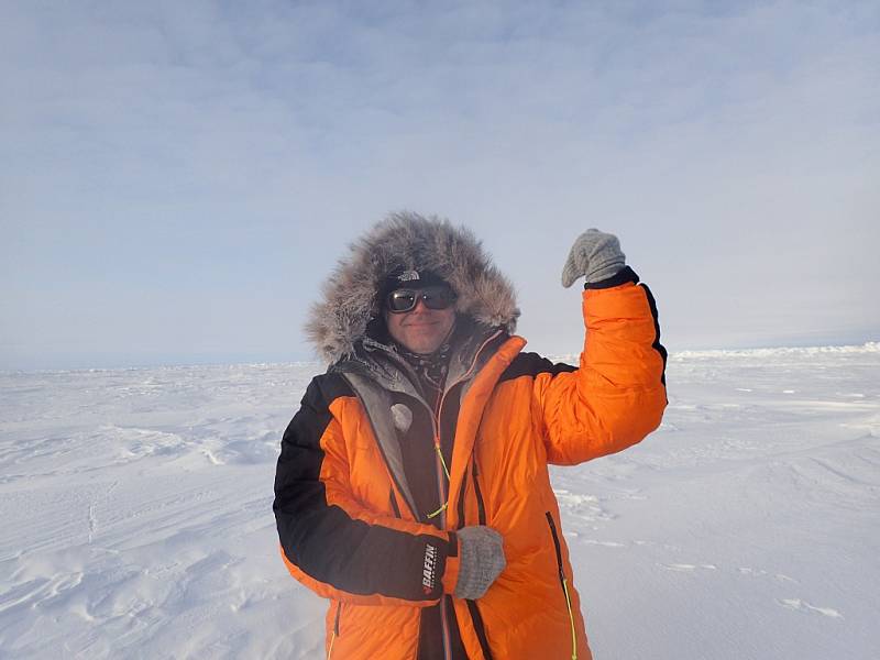 Miliardář Pavel Sehnal na severním pólu.