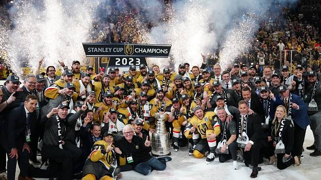 Hokejisté Vegas Golden Knights slaví zisk Stanley Cupu