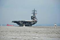 Letadlová loď Ronald Reagan byla zařazena do výzbroje amerického námořnictva v roce 2003.