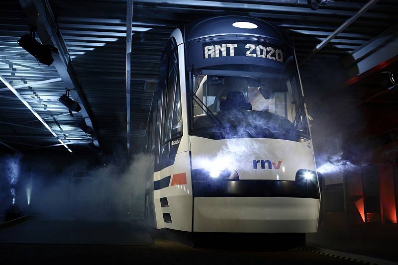 Představení modelu tramvaje ForCity Smart v německém Mannheimu