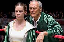 Hilary Swanková a Clint Eastwood v Million Dollar Baby