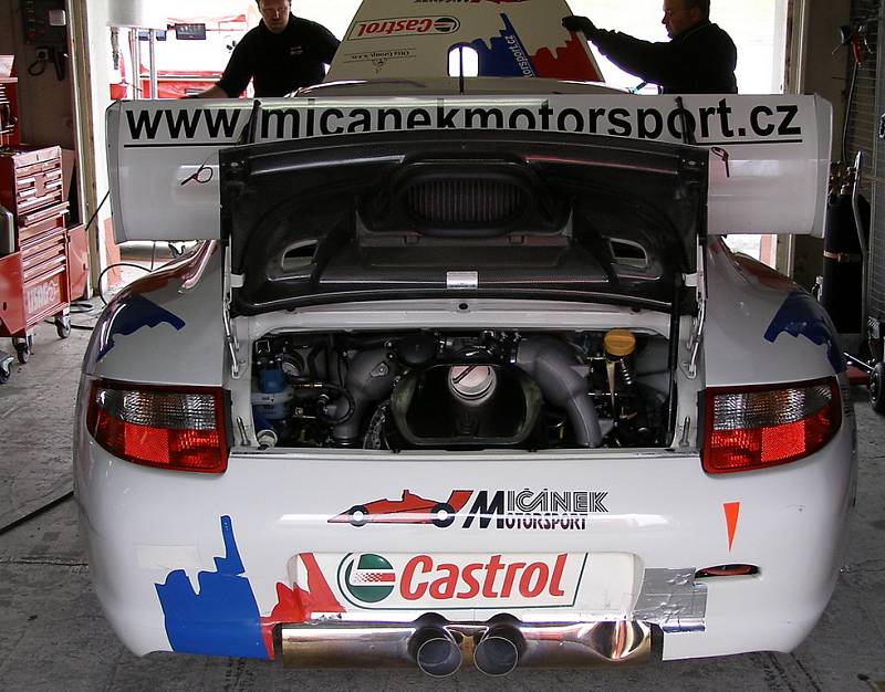 Motor Porsche 997 se konečně našel.