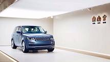 Range Rover.