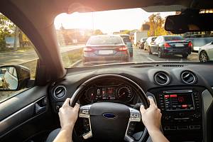 Ministerstvo dopravy má již pozměňovací návrh k novele silničního zákona na zrušení velkého technického průkazu téměř připravený